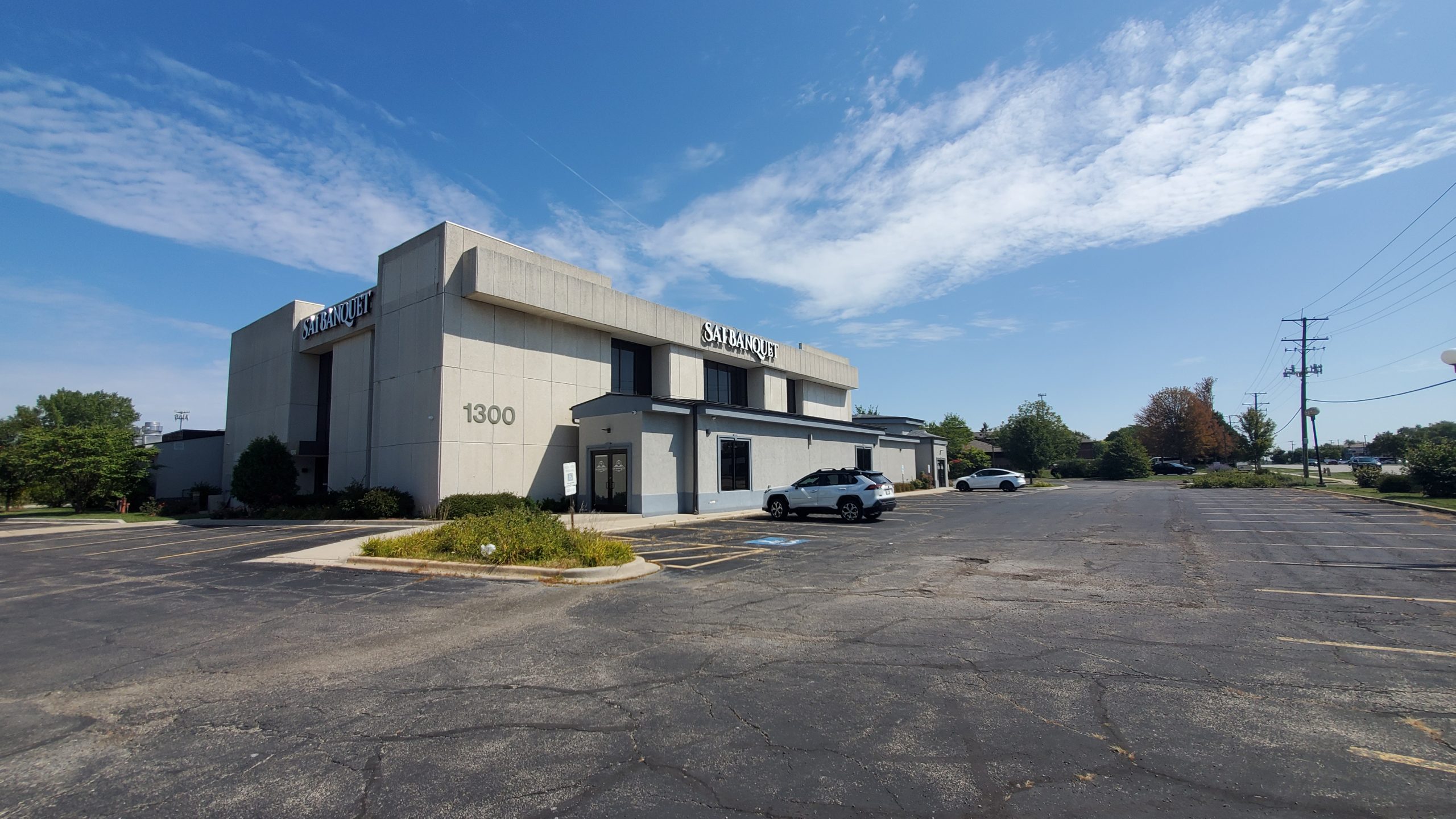 1300 Irving Park Rd, Streamwood, IL – Office